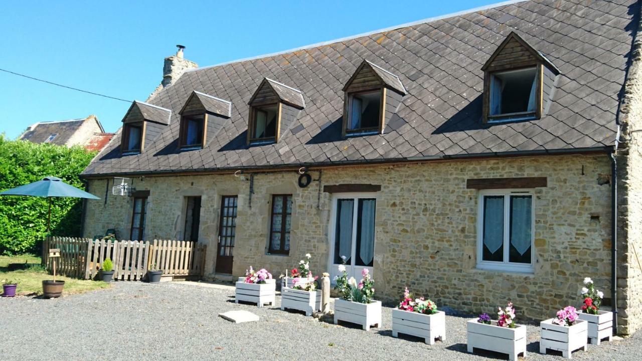 Gite Chez Lili Aignerville Екстериор снимка